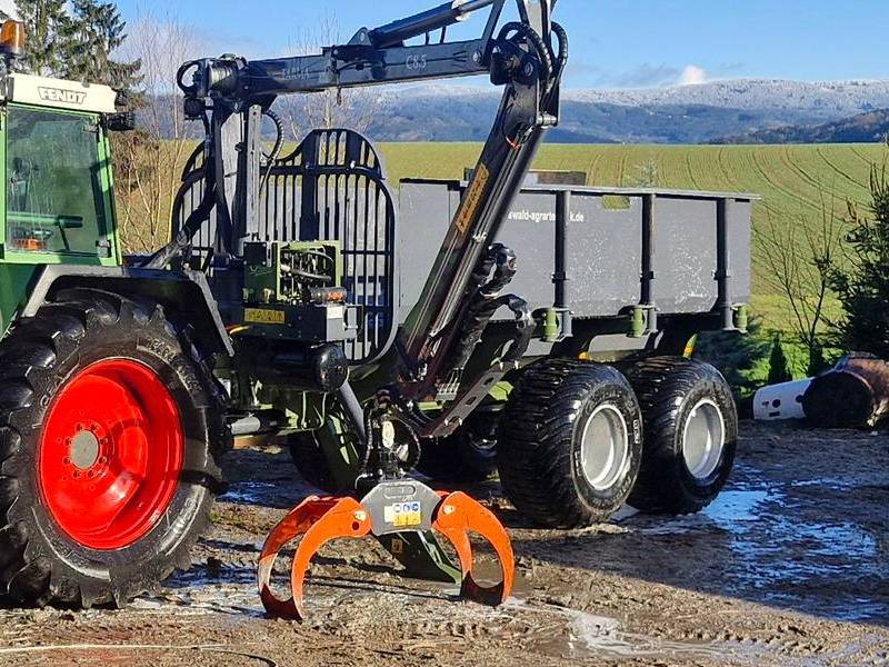 Rückewagen Farma 17T 4WD – Maschinenpark Kronfeldner